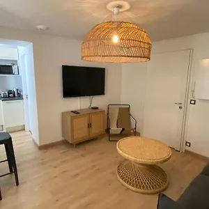 2 Pieces France