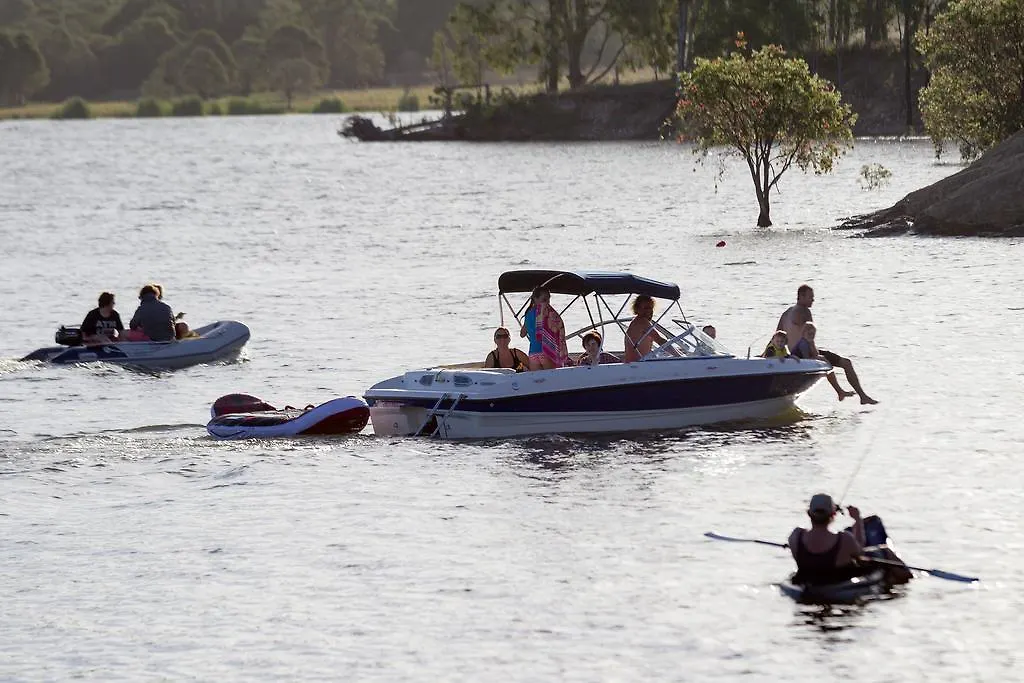 Lake Somerset Holiday Park Kilcoy Australia